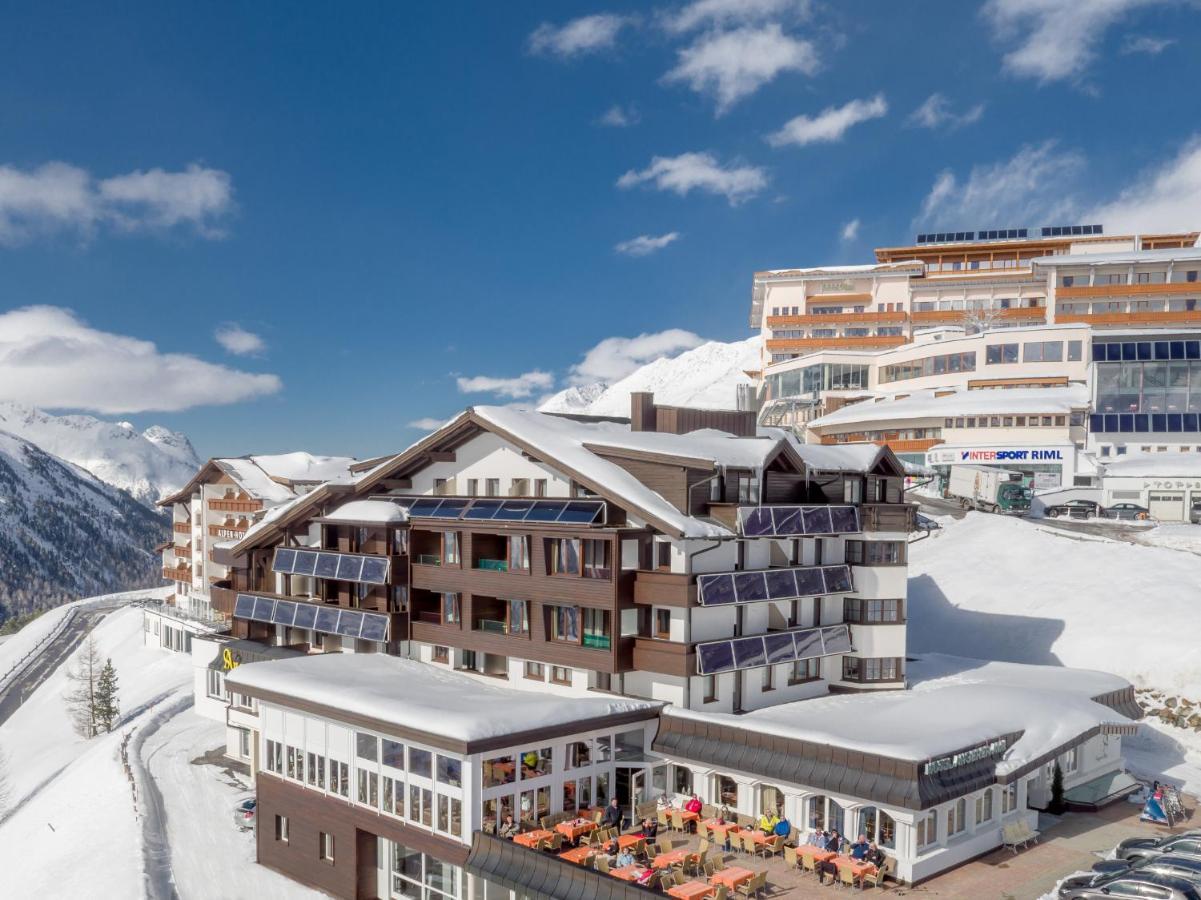 Hotel Angerer Alm Хохгургль Экстерьер фото